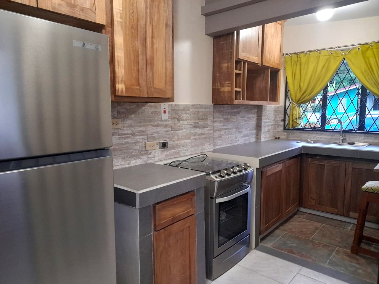 FOR RENT DIAMOND VALE, PEARL PARKWAY My Bunch of Keys