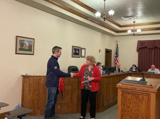 Troy names Hoblits the 'Look Who is Recycling' winners My County Link