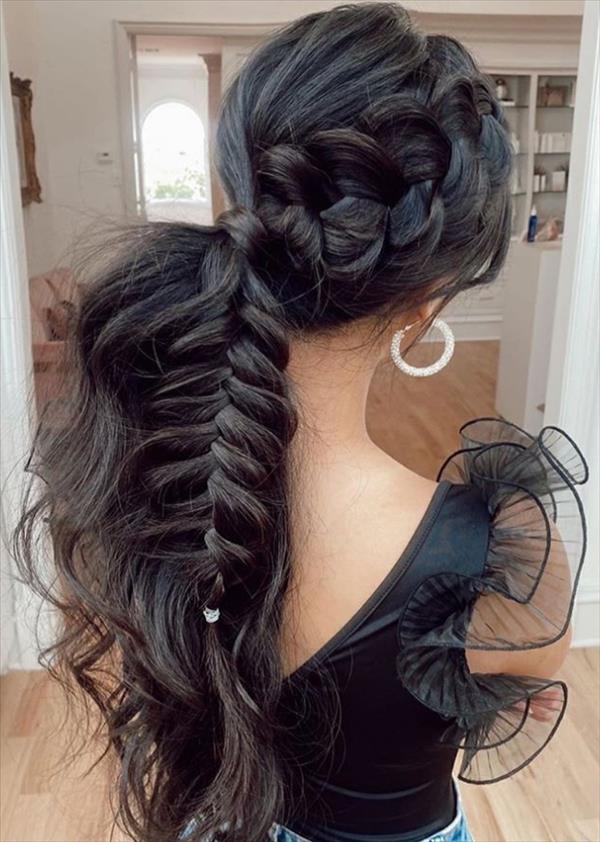 26 cool ponytail hairstyle design for mediumlength hair Cozy living