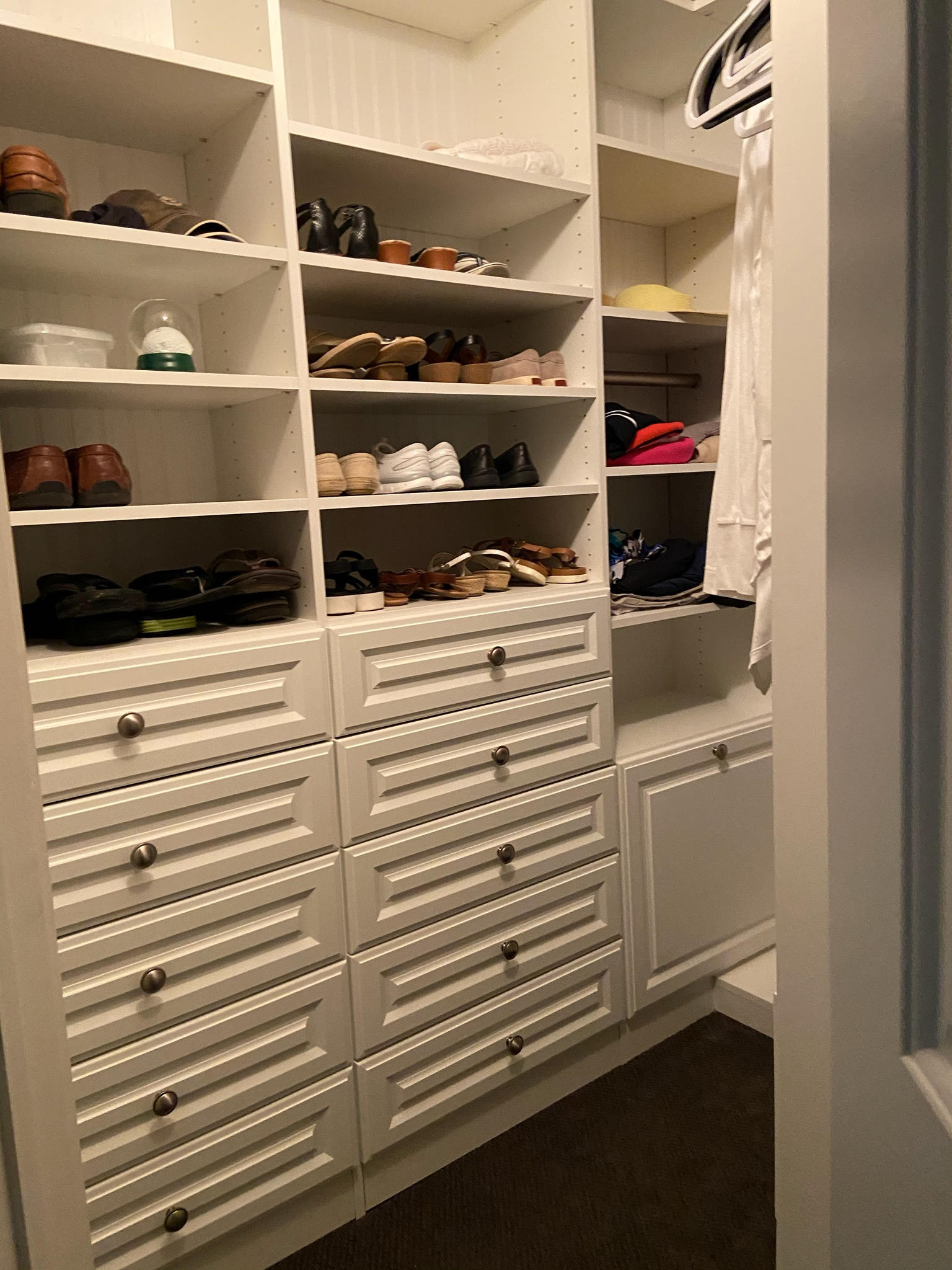 Wall Mounted vs Floor Mounted Closets My Custom Closet