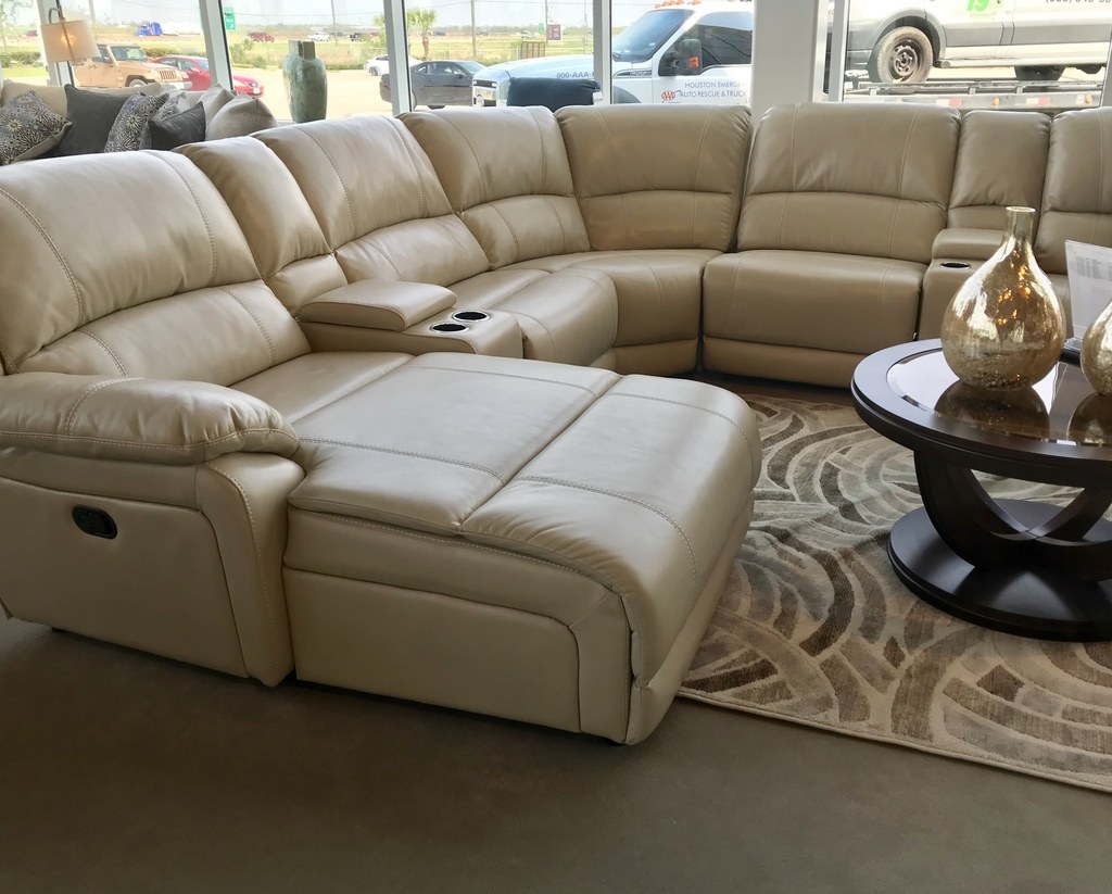 How to Choose Quality Upholstery Sofa Fabric like a Pro