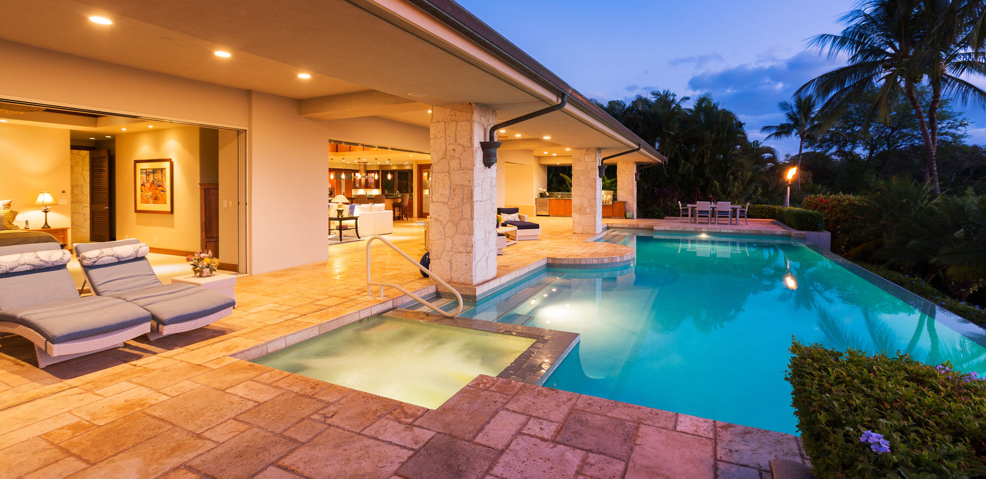 Travertine vs. Flagstone Pool Decking What Are The Differences? My