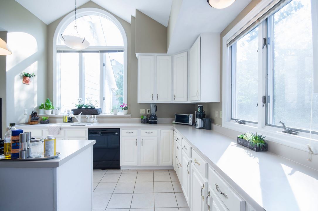 Kitschy Kitchen How to Renovate on the Cheap My Decorative