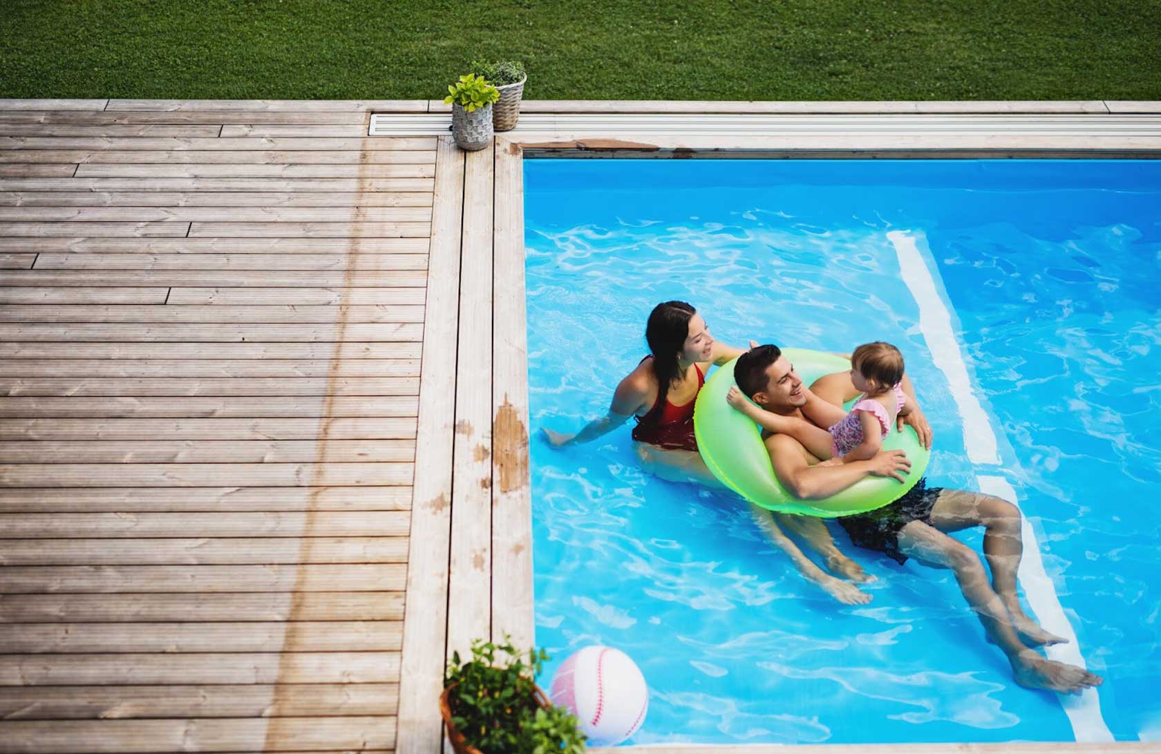 Essential Maintenance Tips For A Backyard Pool My Decorative
