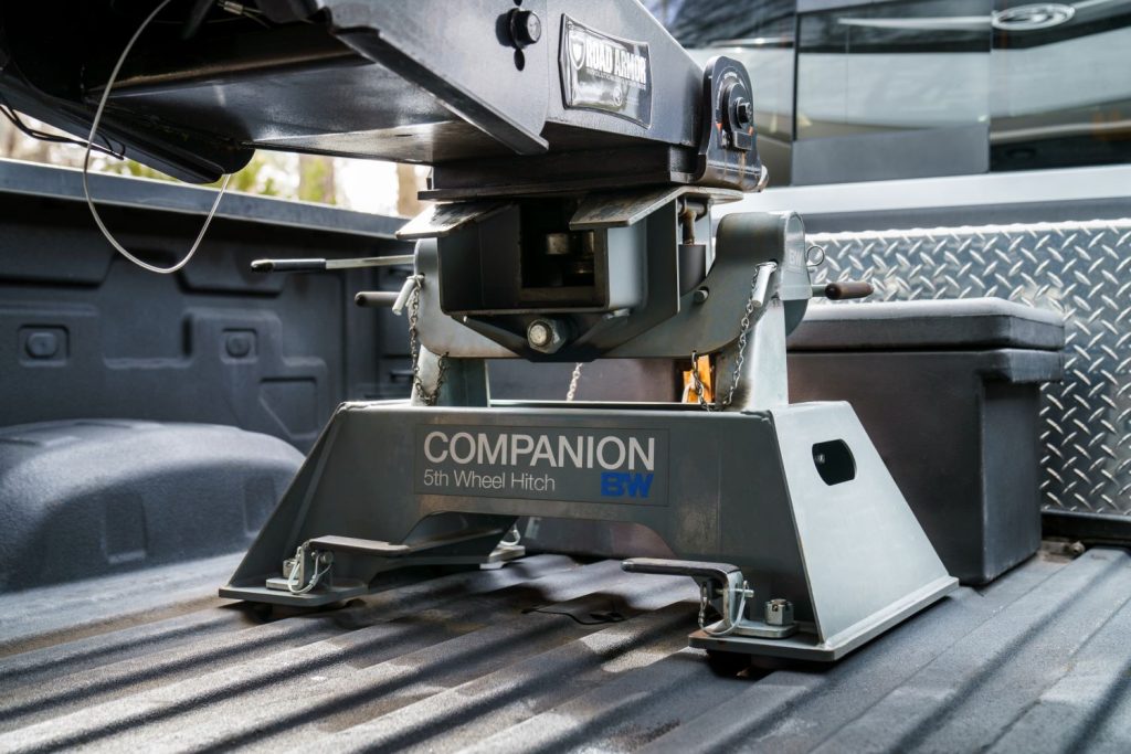 Hooked for Adventure: The Ultimate Guide to Choosing Your 5th Wheel