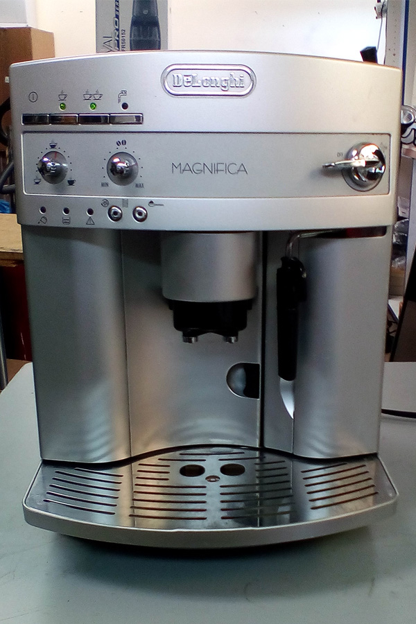 Delonghi Espresso Machine - My Espresso Fix