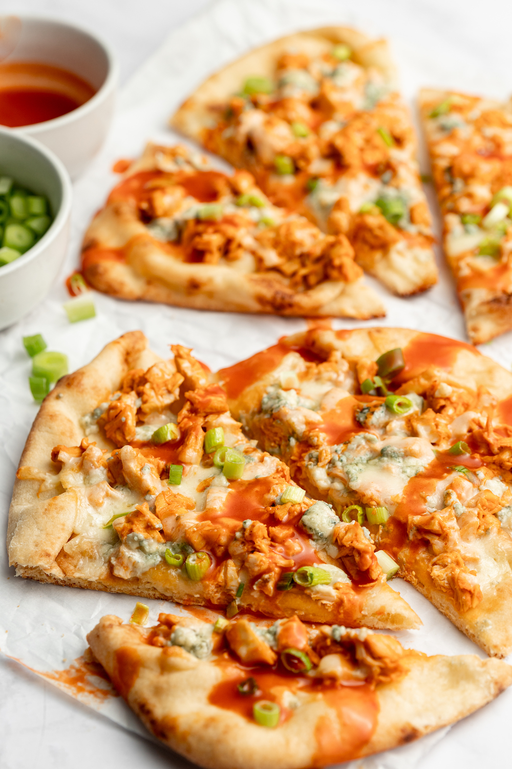 15Minute Buffalo Chicken Flatbread Recipe