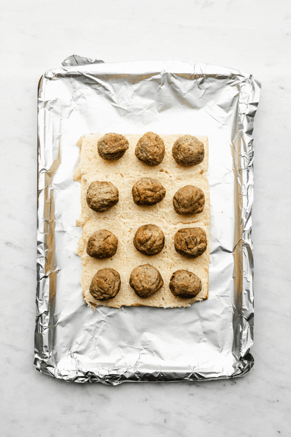 Easy Hawaiian Roll Meatball Sliders Recipe (10 Min Prep + Simple Steps!)