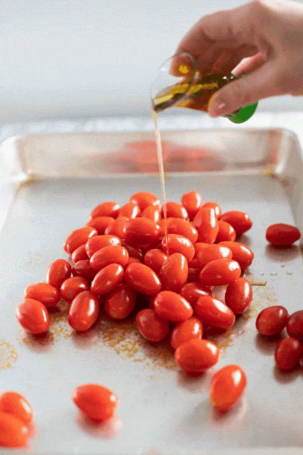 Starbucks Copycat Tomato Mozzarella Panini (VIDEO)