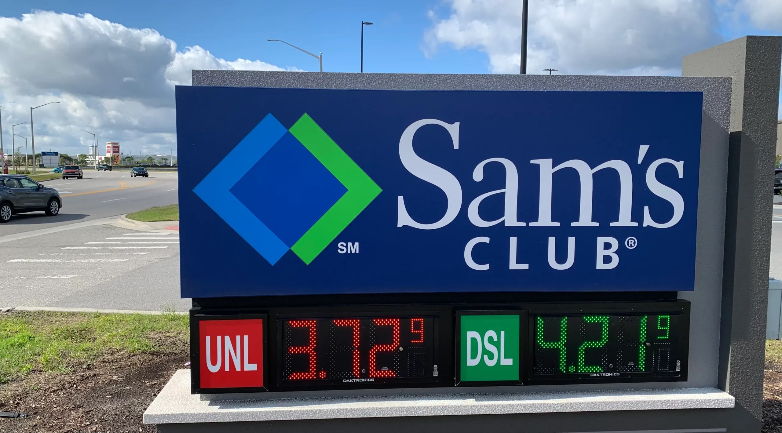 Sam's Club Gas My Family Pride(04)