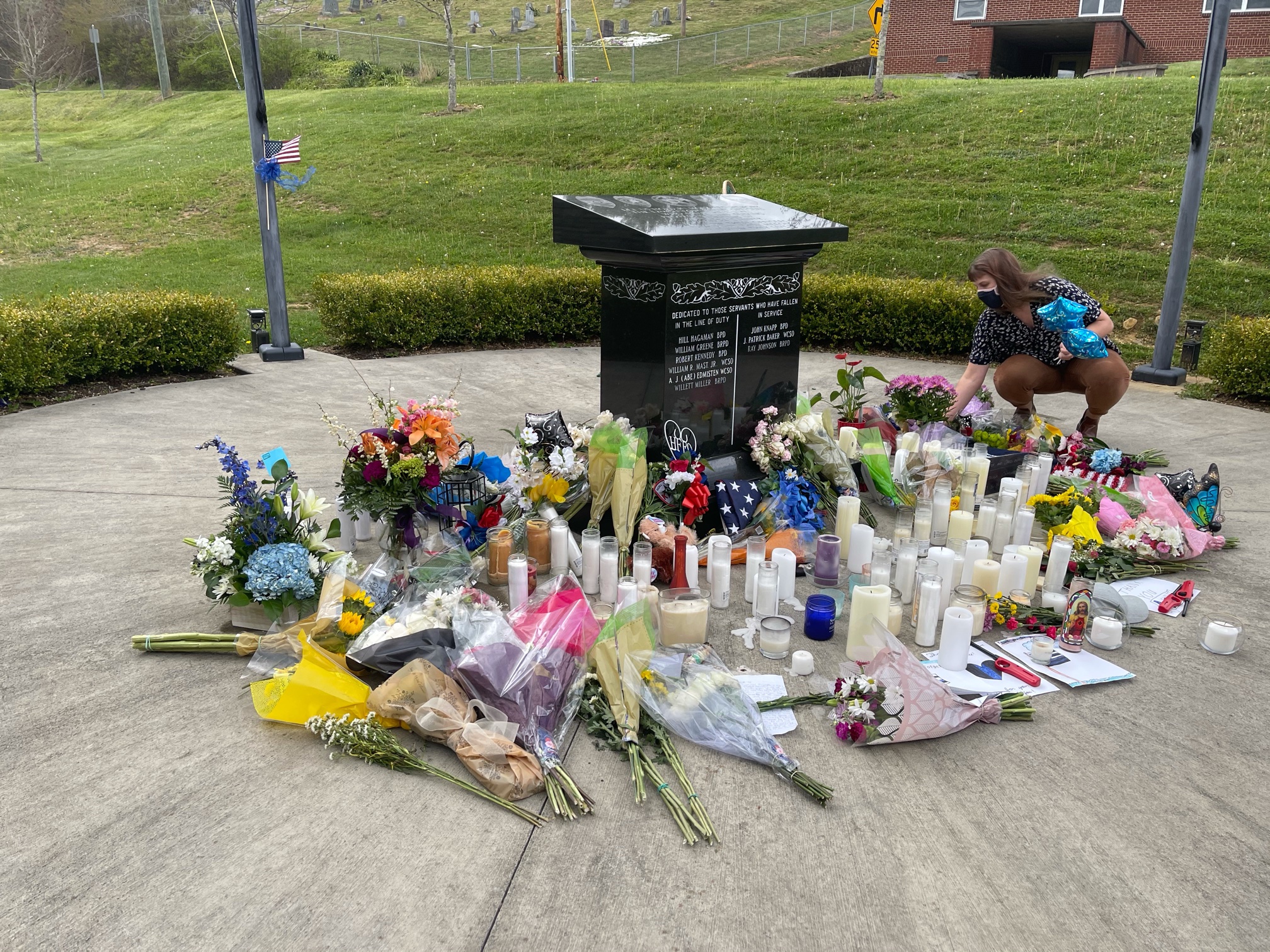 Suspect identified in shooting that killed 4, including 2 deputies, in