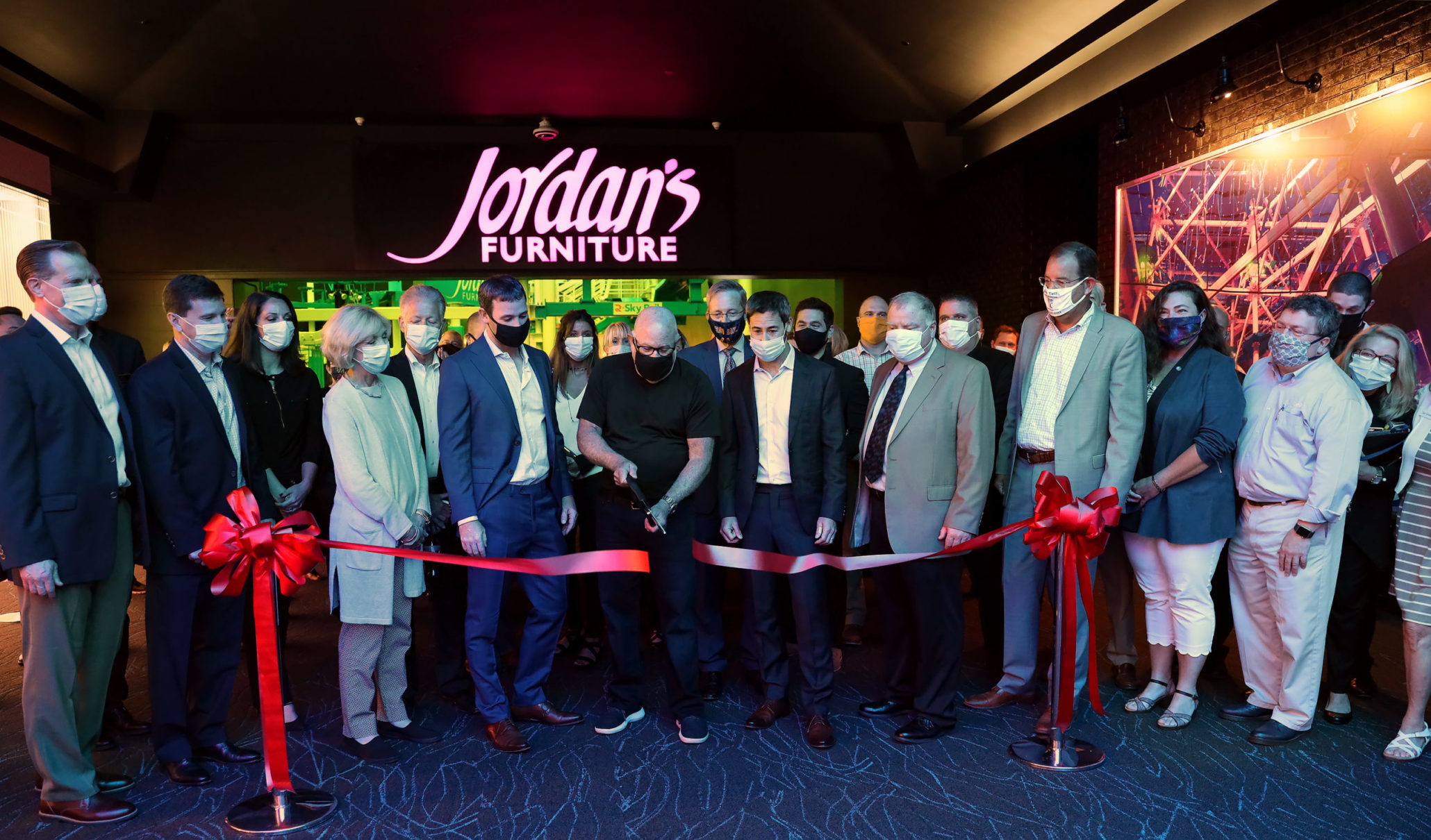Jordan's opens its first store in Maine