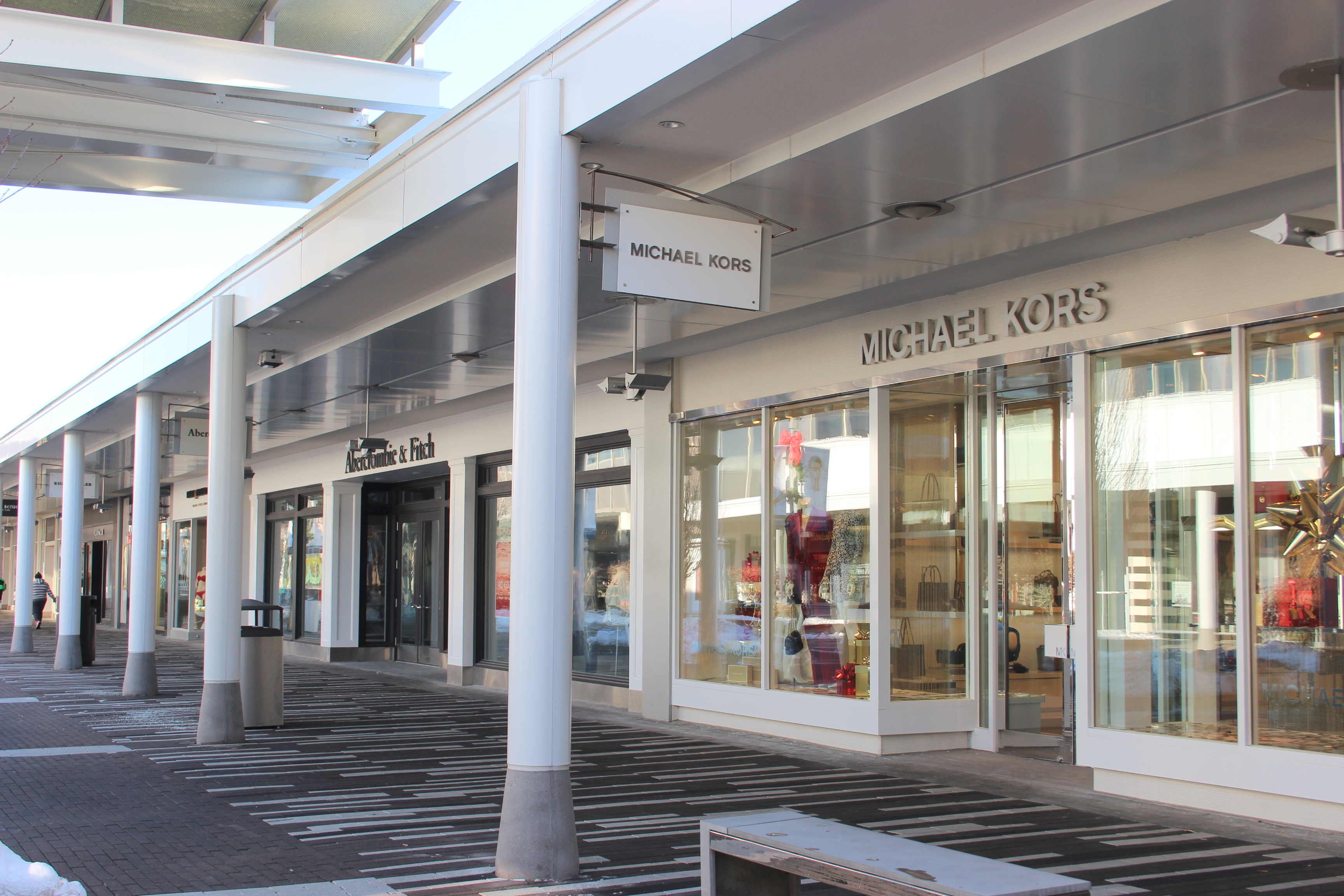 Visit Oakbrook Center for the Holidays My Highest Self