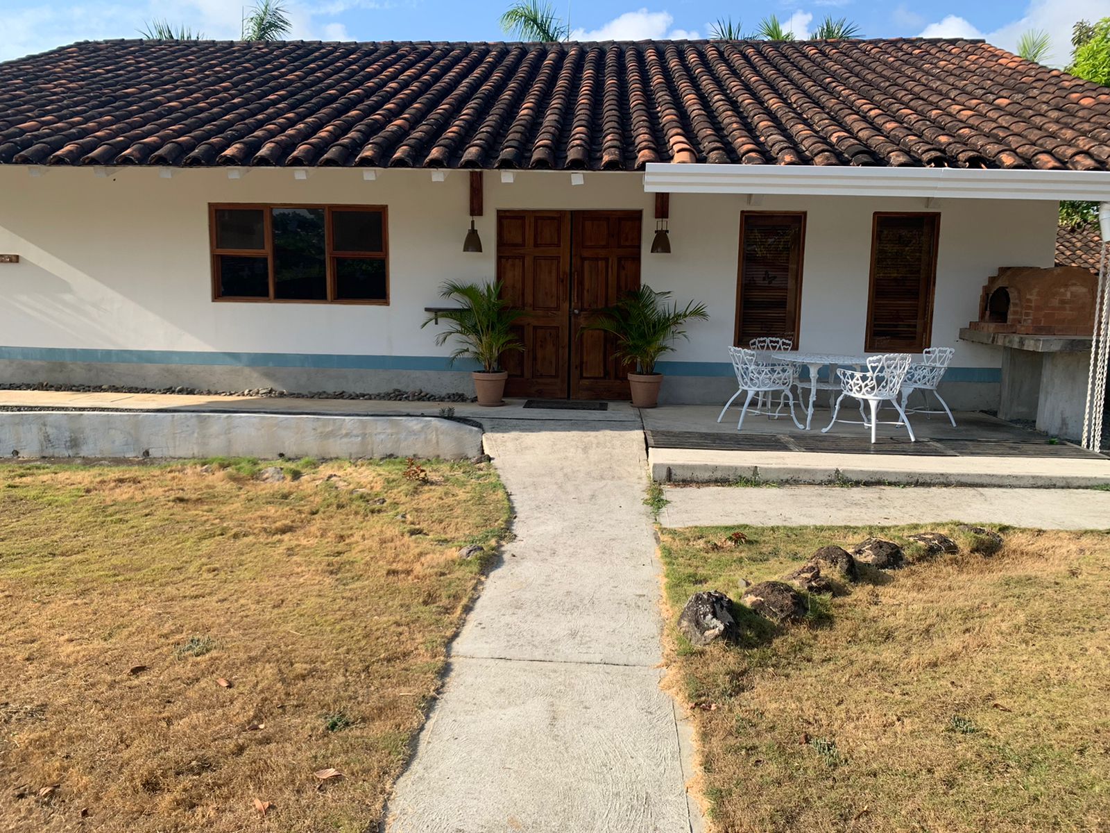 Beautiful, spacious furnished house to rent in Pedasi, Panama(04)
