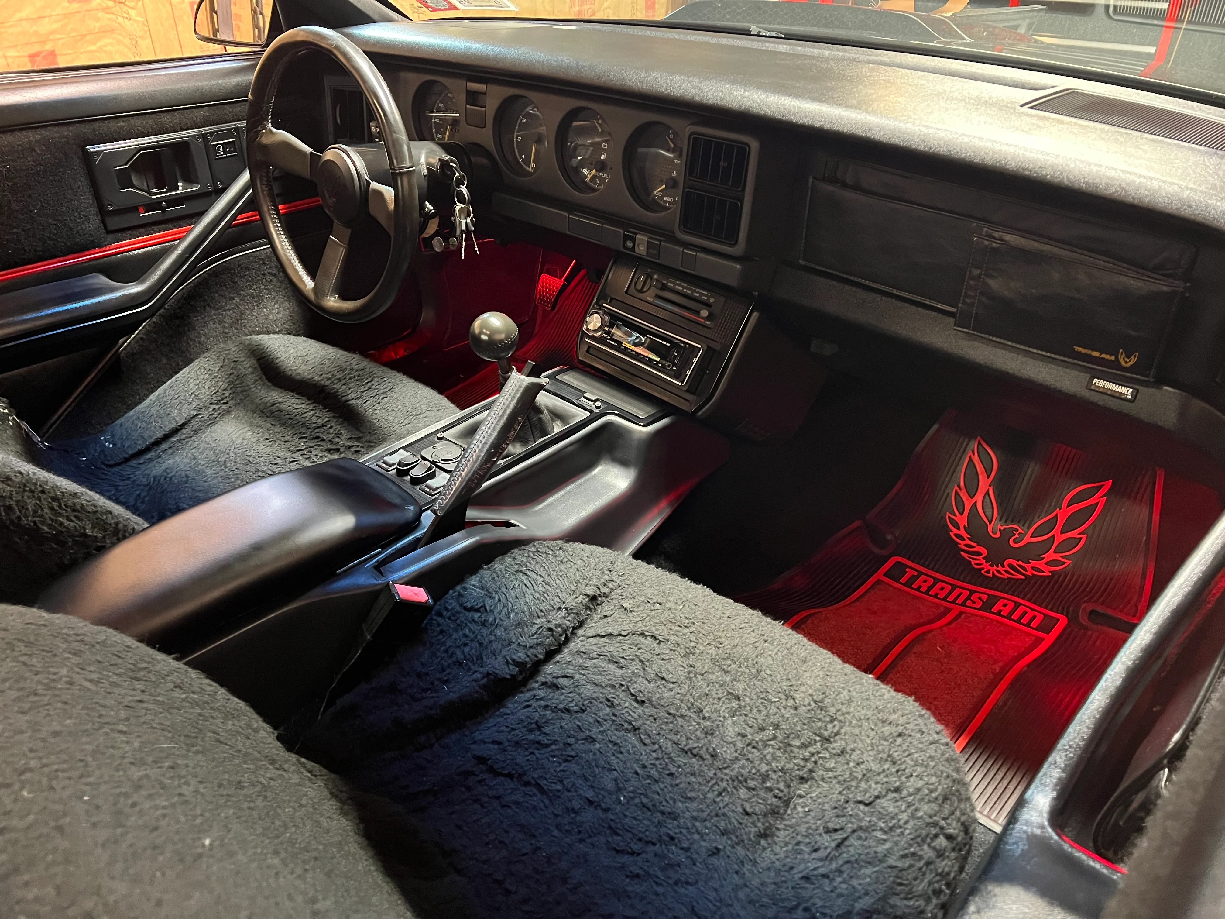 Jesse's 1986 Pontiac Firebird - Holley My Garage