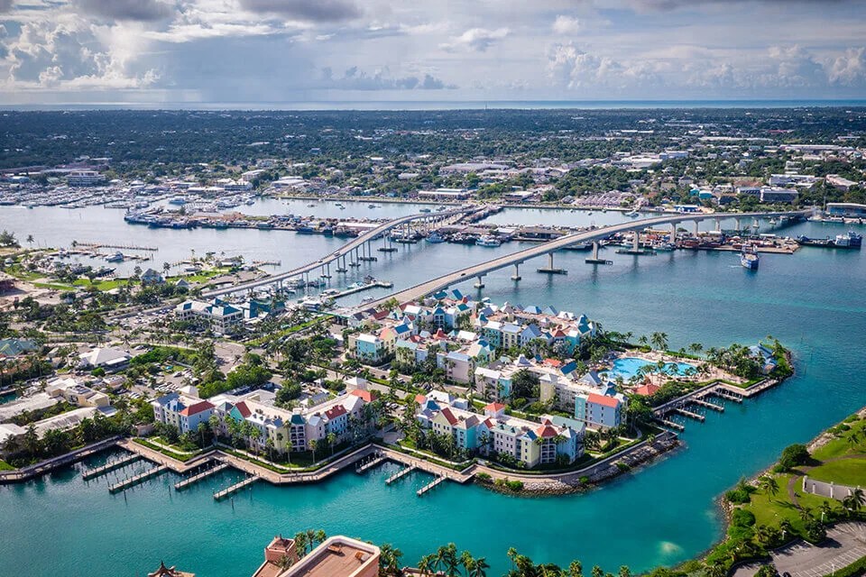 Moving to the Bahamas from the US? Here’s What to Expect My