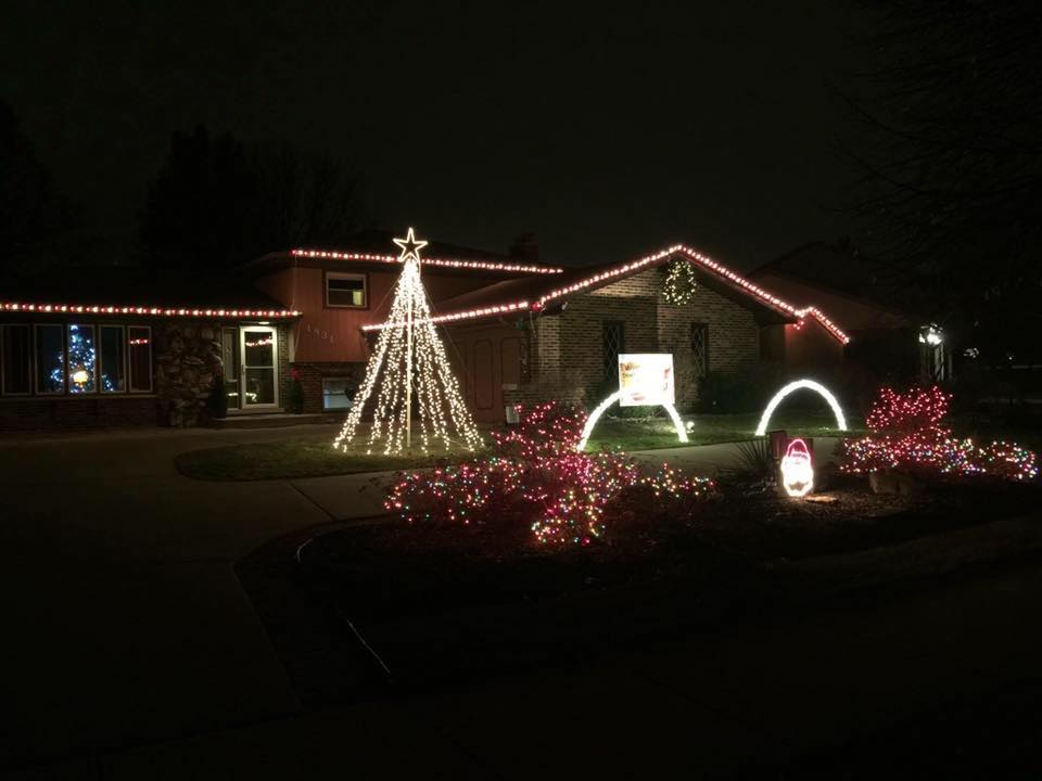 2020 Best Christmas Lights and Holiday Light Shows in Chicago's Suburbs