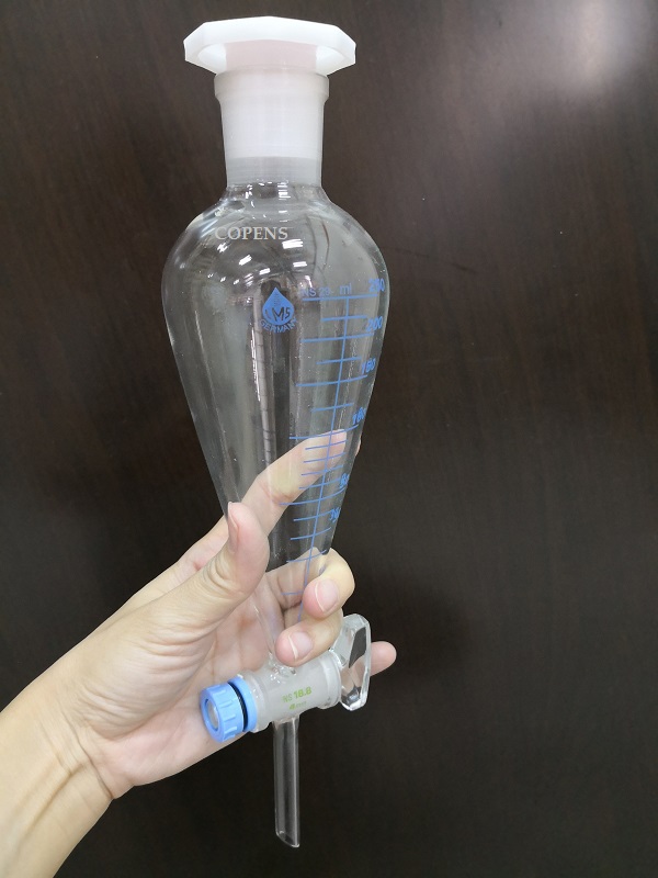 Separating Funnel, Squibb, Graduated, 250 ml, Clear Glass, LMS Germany