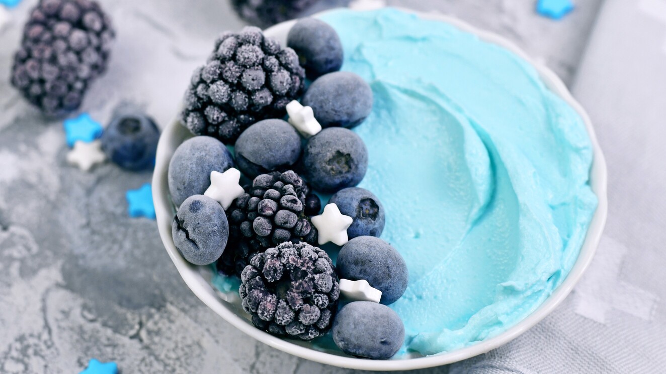 Where Does Blue Spirulina Come From + Benefits, Risks, and Uses MyleWay