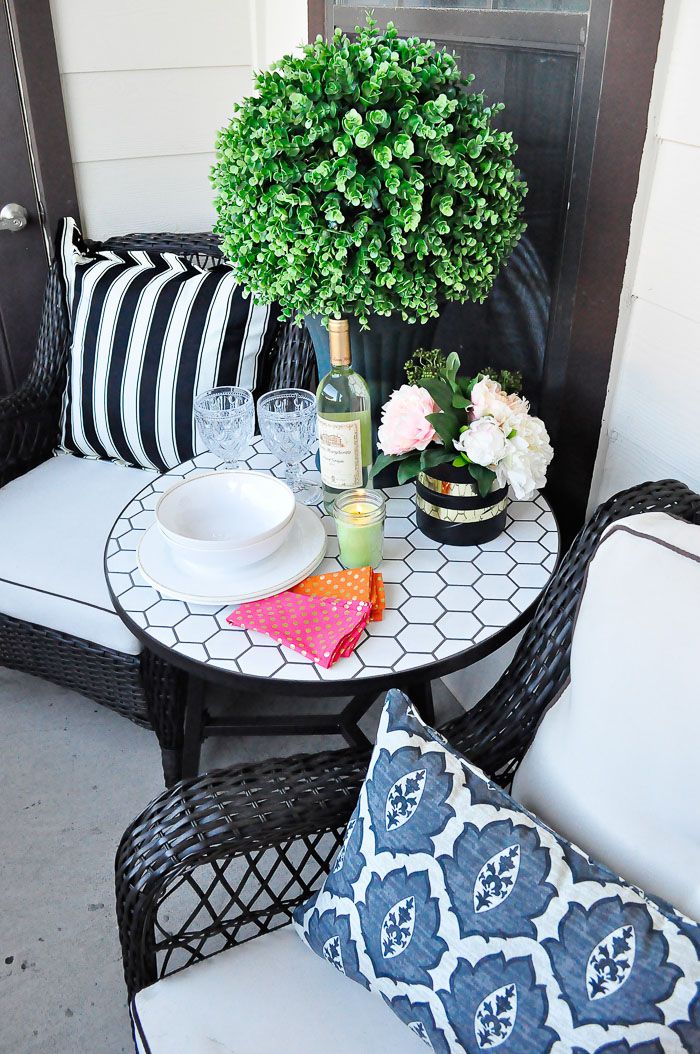 Outdoor patio furniture sets and indoor furnishings in hundreds of beautiful designs. How to Maximize Small Outdoor Patios - My List of Lists