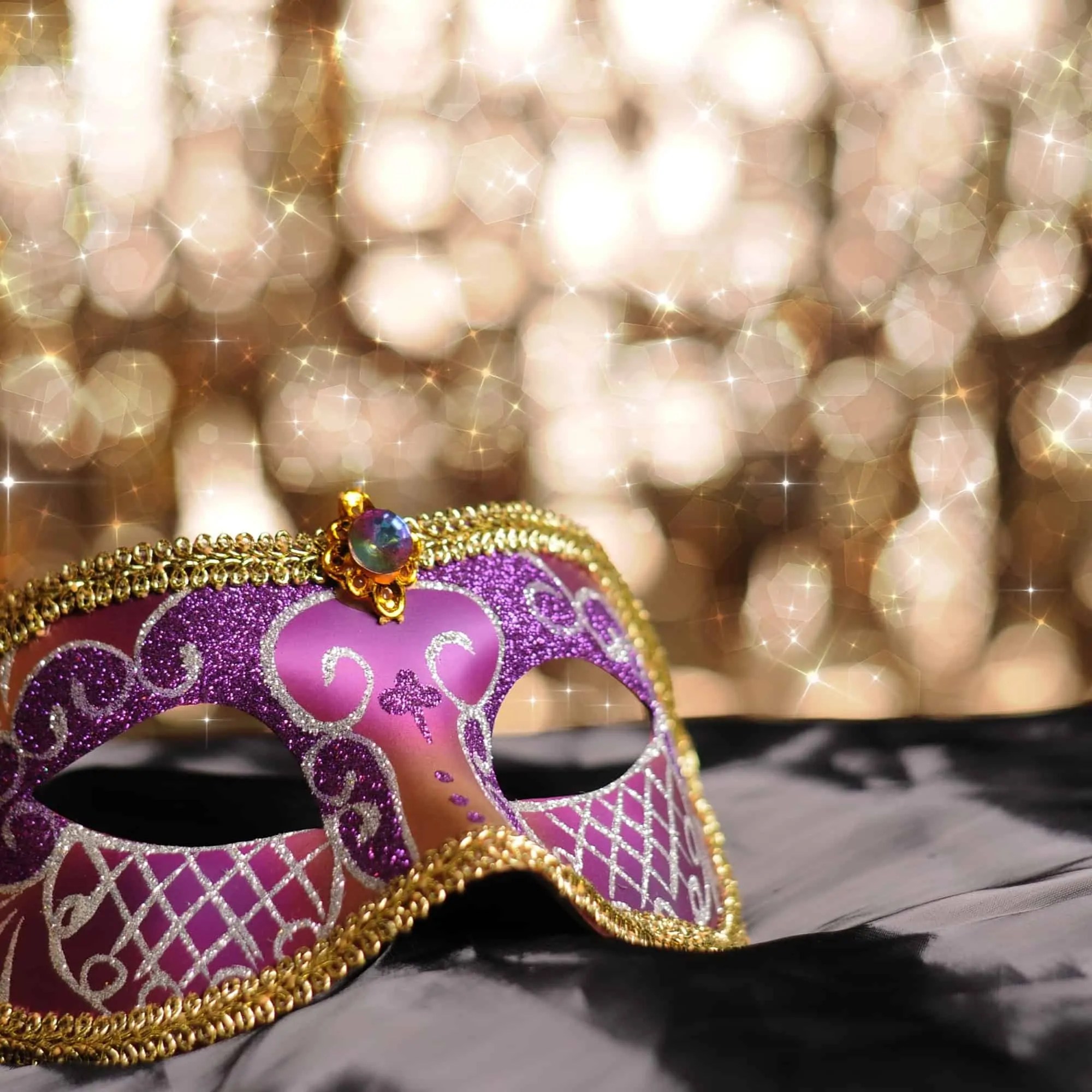 Masquerade Party Decorations Ideas | Shelly Lighting