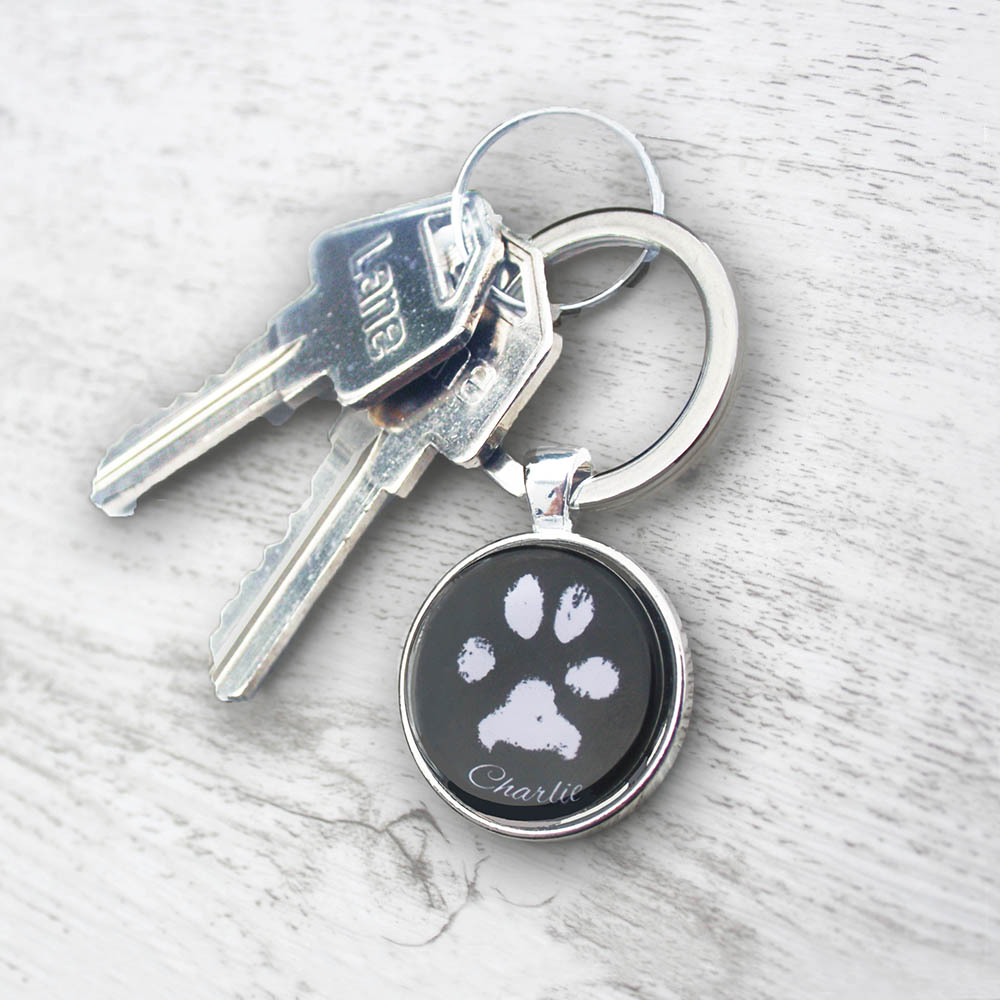 Pet keepsake keyring personalised with your pet's paw print