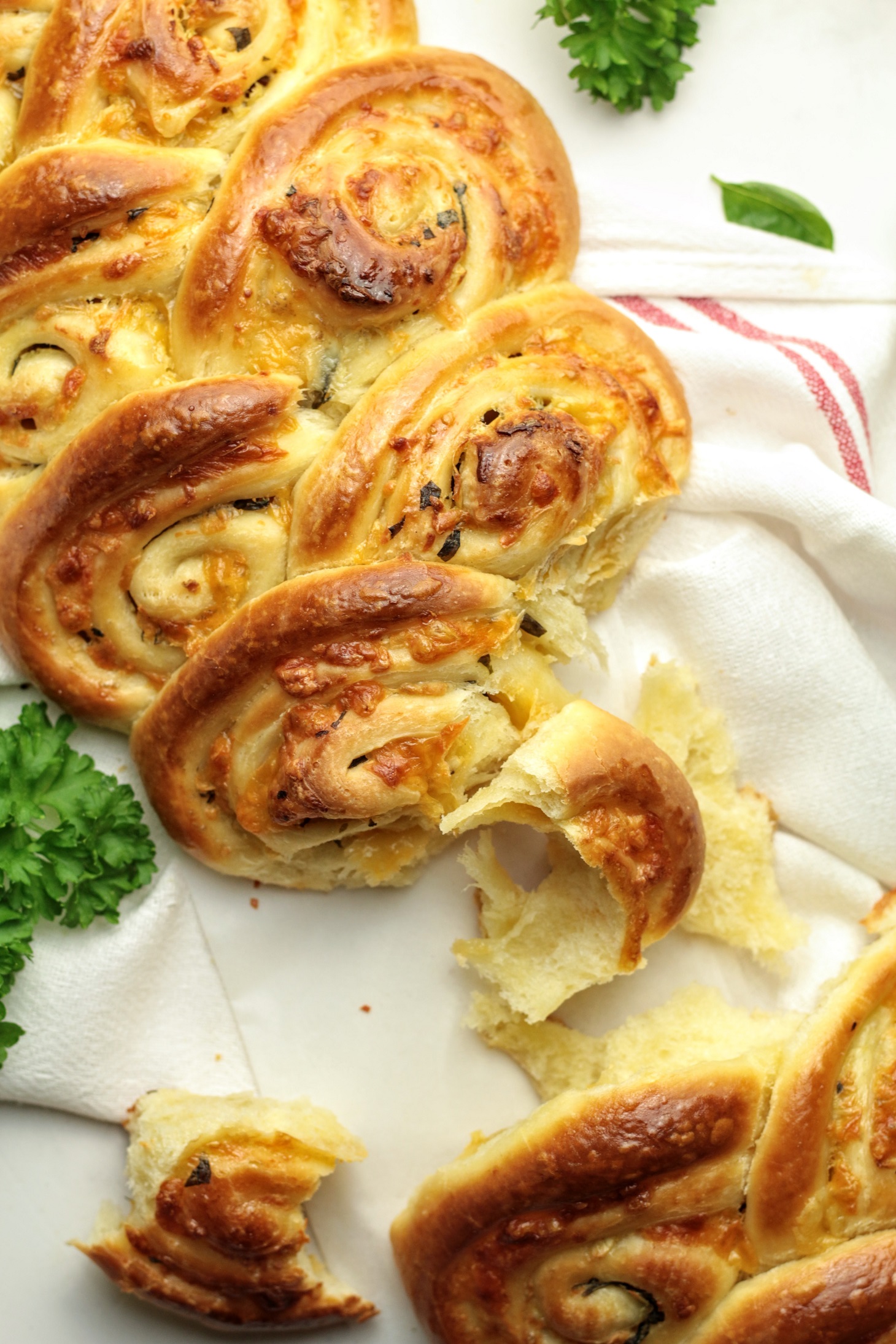 Sourdough Cheesy Garlic Pull Apart Bread MyLoveOfBaking