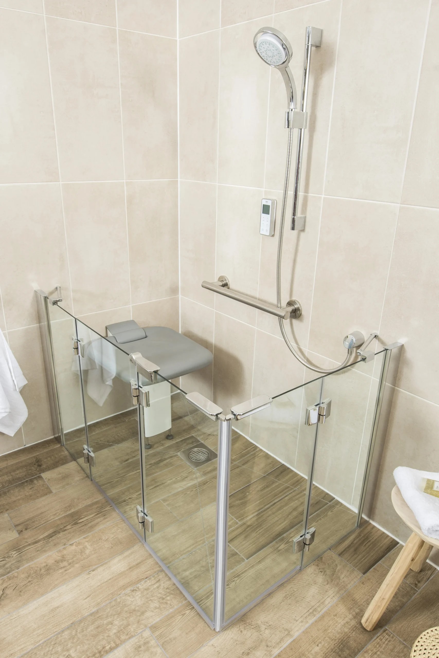 Looking for Modern Wet Rooms for Disabled? Explore My Mobility UK!