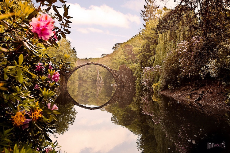 Circle Bridge Known as 'Devil's Bridge' Forms a Stunning