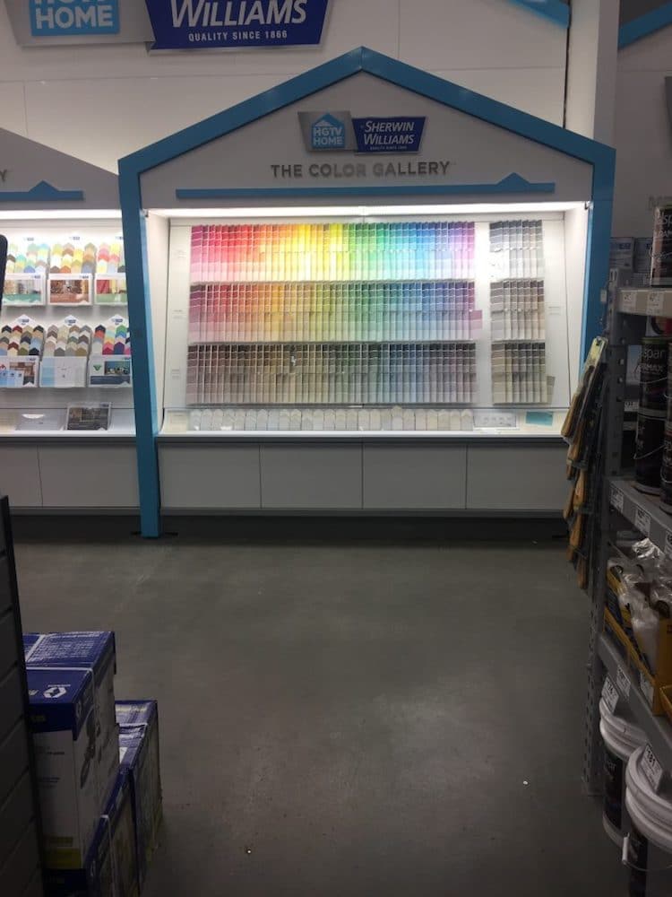 Impromptu Lowe's Photoshoot Turns Hardware Store Into Glamorous Set