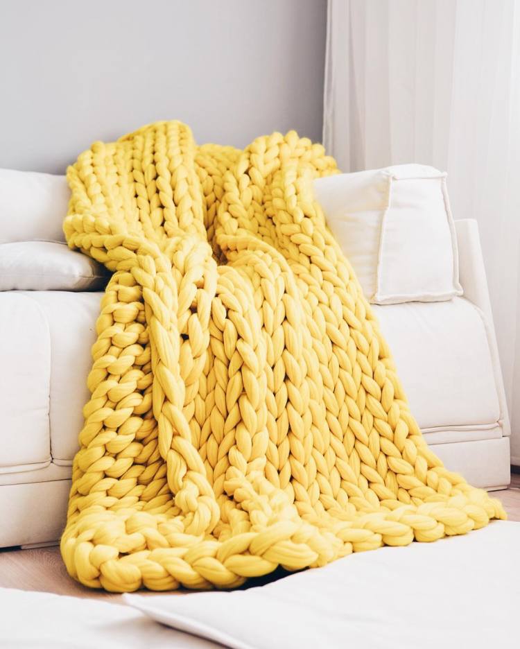 Diy Chunky Knit Blanket Tutorial Do It Yourself