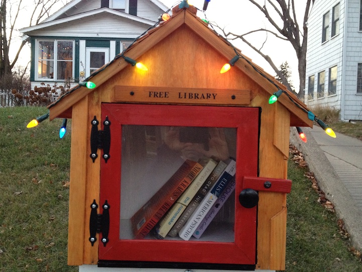 How to Make a Free Little Library for the Neighborhood