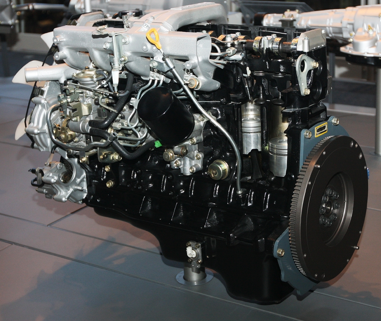 Engine specifications for Toyota 1HD, characteristics, oil, performance
