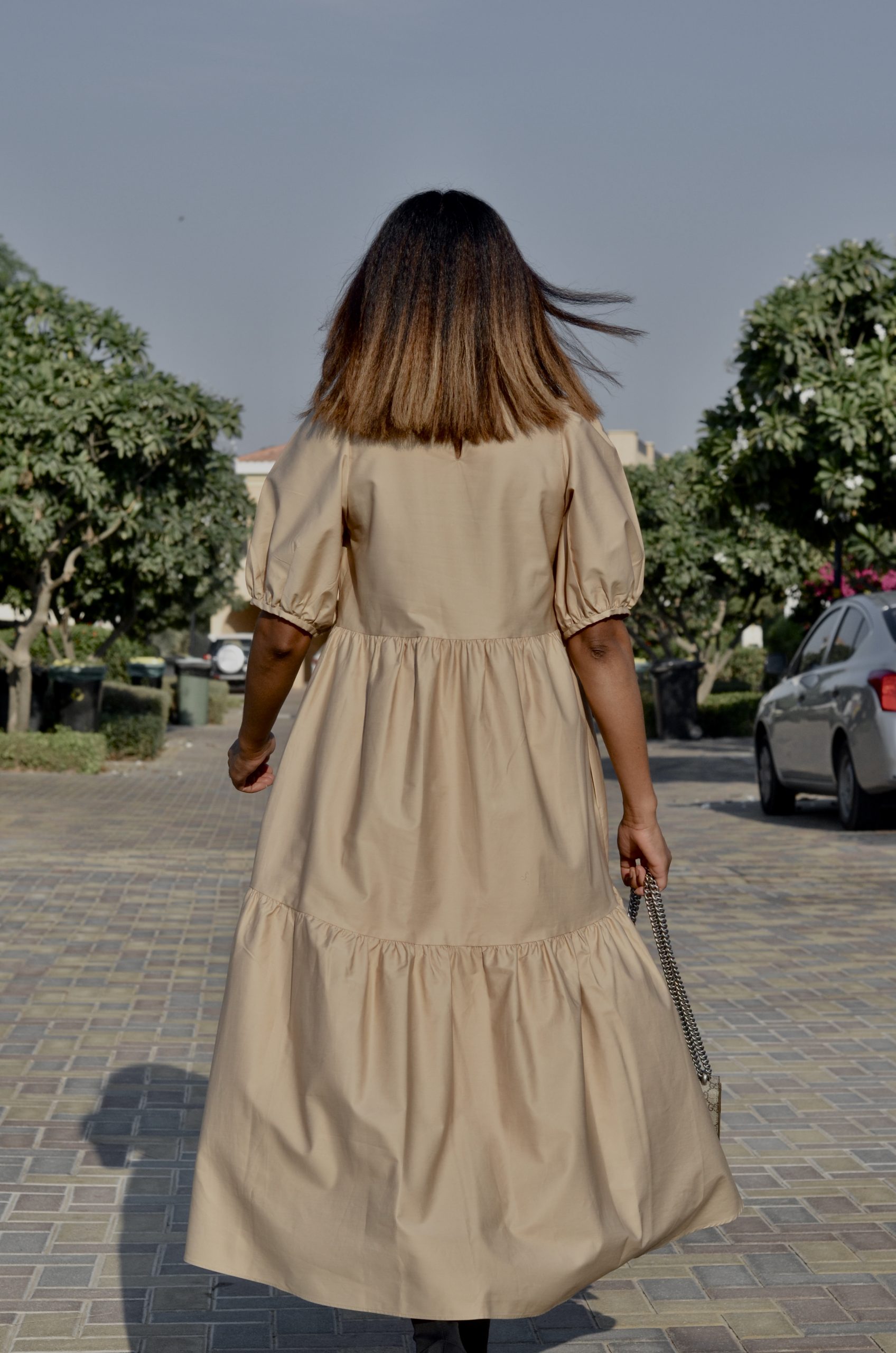 HOW TO STYLE THE VOLUMINOUS (PARACHUTE) DRESS My name is Lovely!