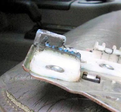 How to Repair Jeep Cherokee XJ Window Regulator
