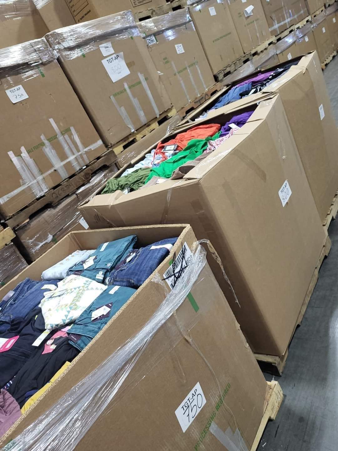Clothes Pallet Mixed Clothes Pallets My Pallet Liquidation Center