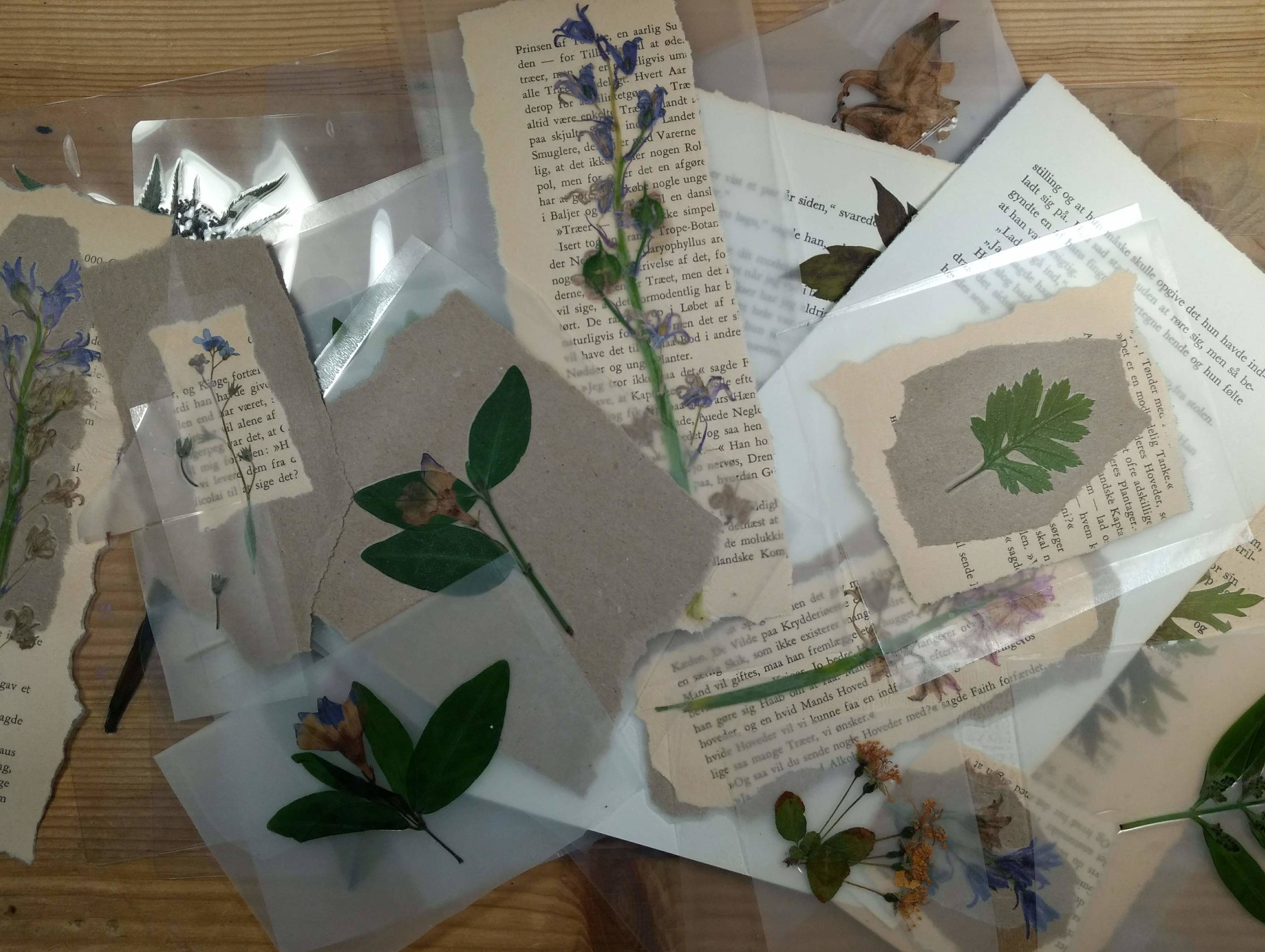 My Paper and I DIY paper crafts, reuse/recycling, prints, design and