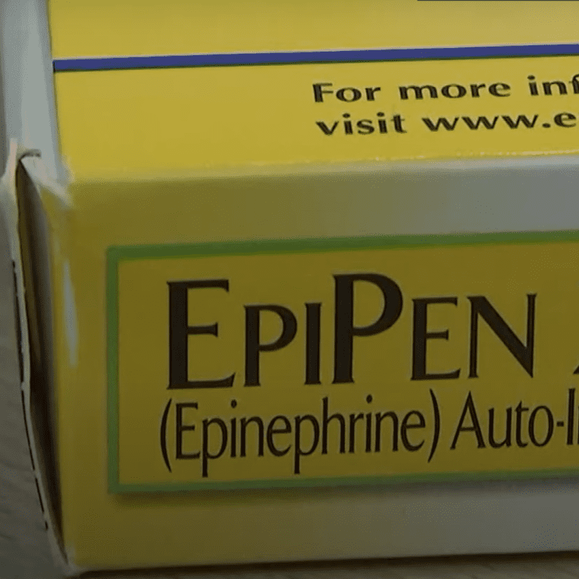 How a volunteer mom in a school event helped save a police sergeant during a lifethreatening