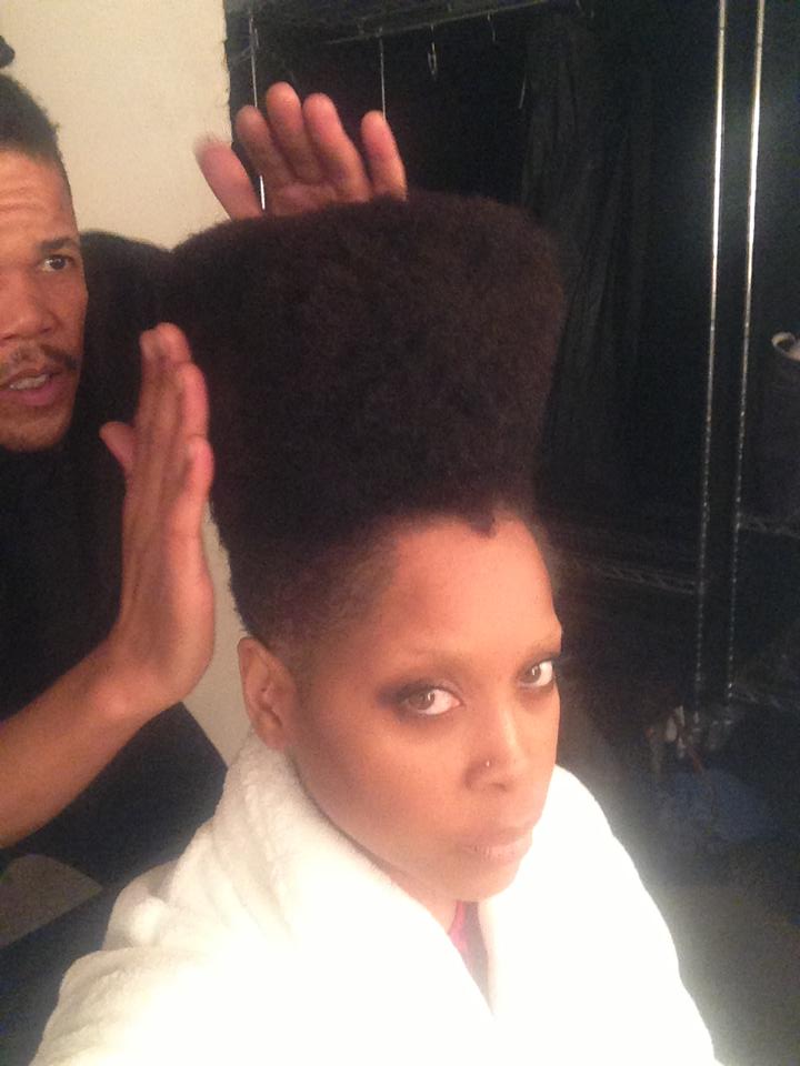 Badu.