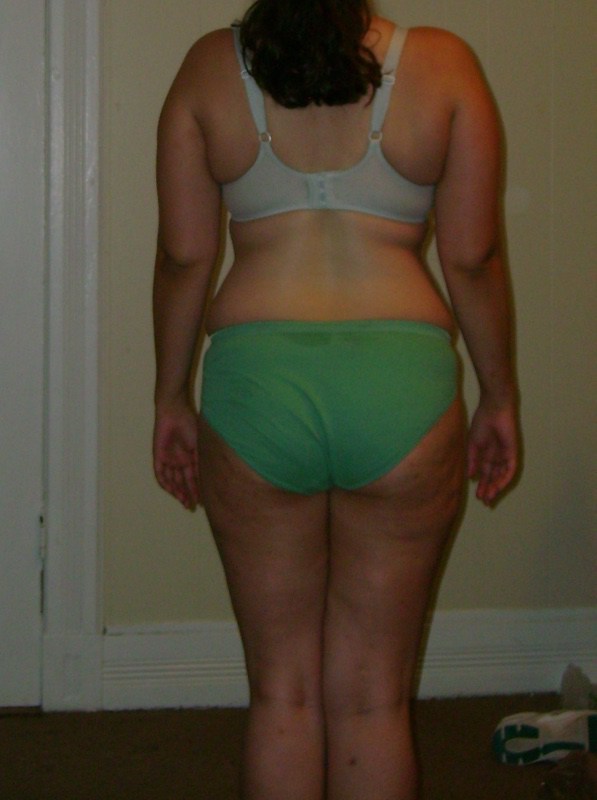 4 Pics of a 5 feet 8 175 lbs Female Weight Snapshot