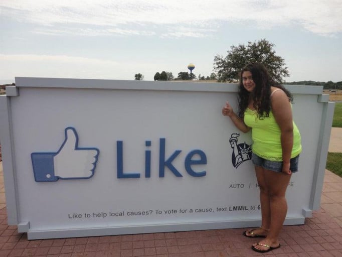 What does a 220 pound, 5'6 woman look like?