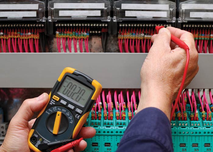 Understand the Advantages of an Electric Testing Tool