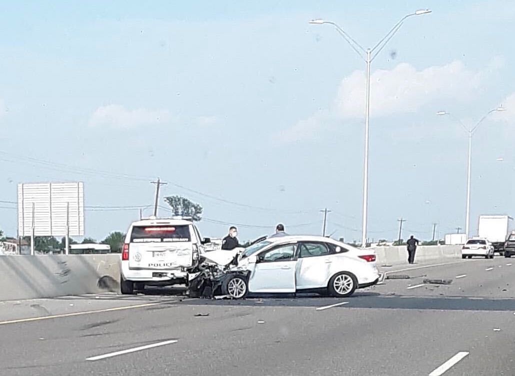 Mercedes police unit struck while assisting trooper at crash scene; no