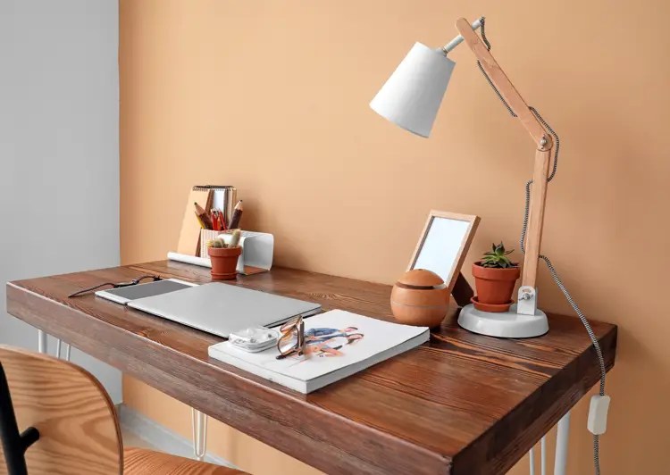 Best Freestanding Desk Lamps With Charging Station