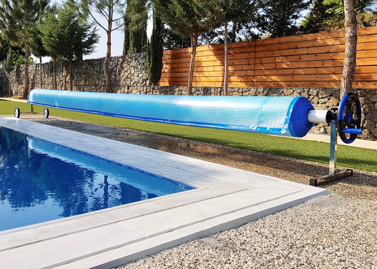 Cyprus swimming pool safety fences, safety nets, and pool covers pool