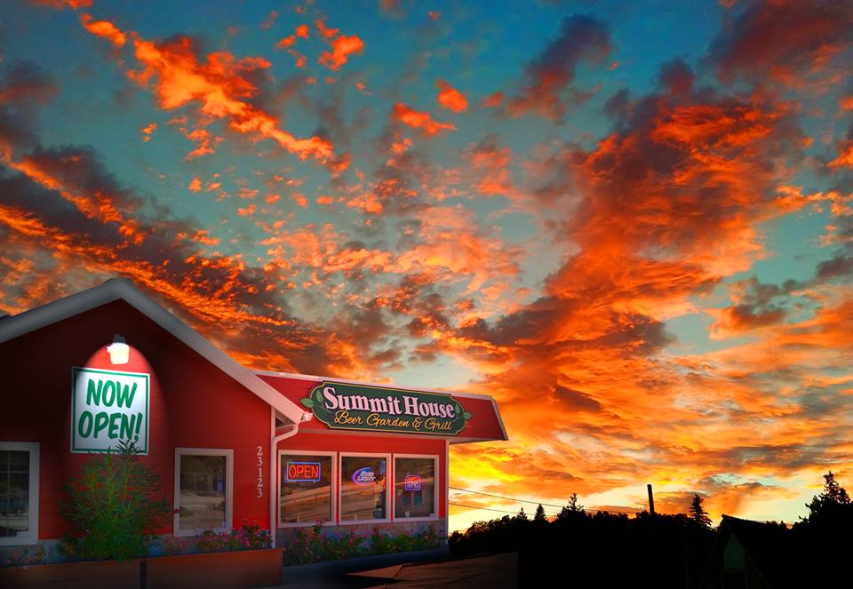 Outdoor Summer Music Series at the Summit House Beer Garden and Grill