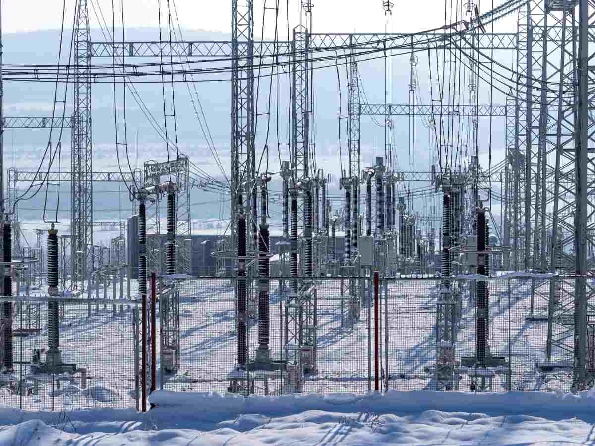 What are the Off Peak and Peak Electricity Hours SolarFY