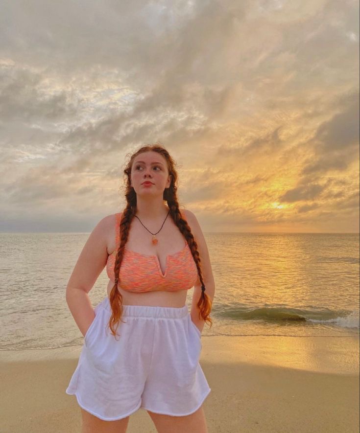 Chubby လေးတွေ ကမ်းခြေသွားတဲ့အခါမှာဝတ်ဖို့အတွက် Beach Fashion များ