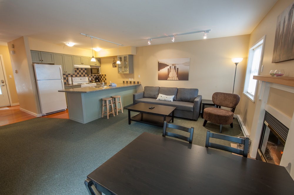 Raven's Retreat Discover Tofino