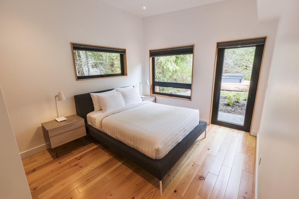 Burnside Discover Tofino